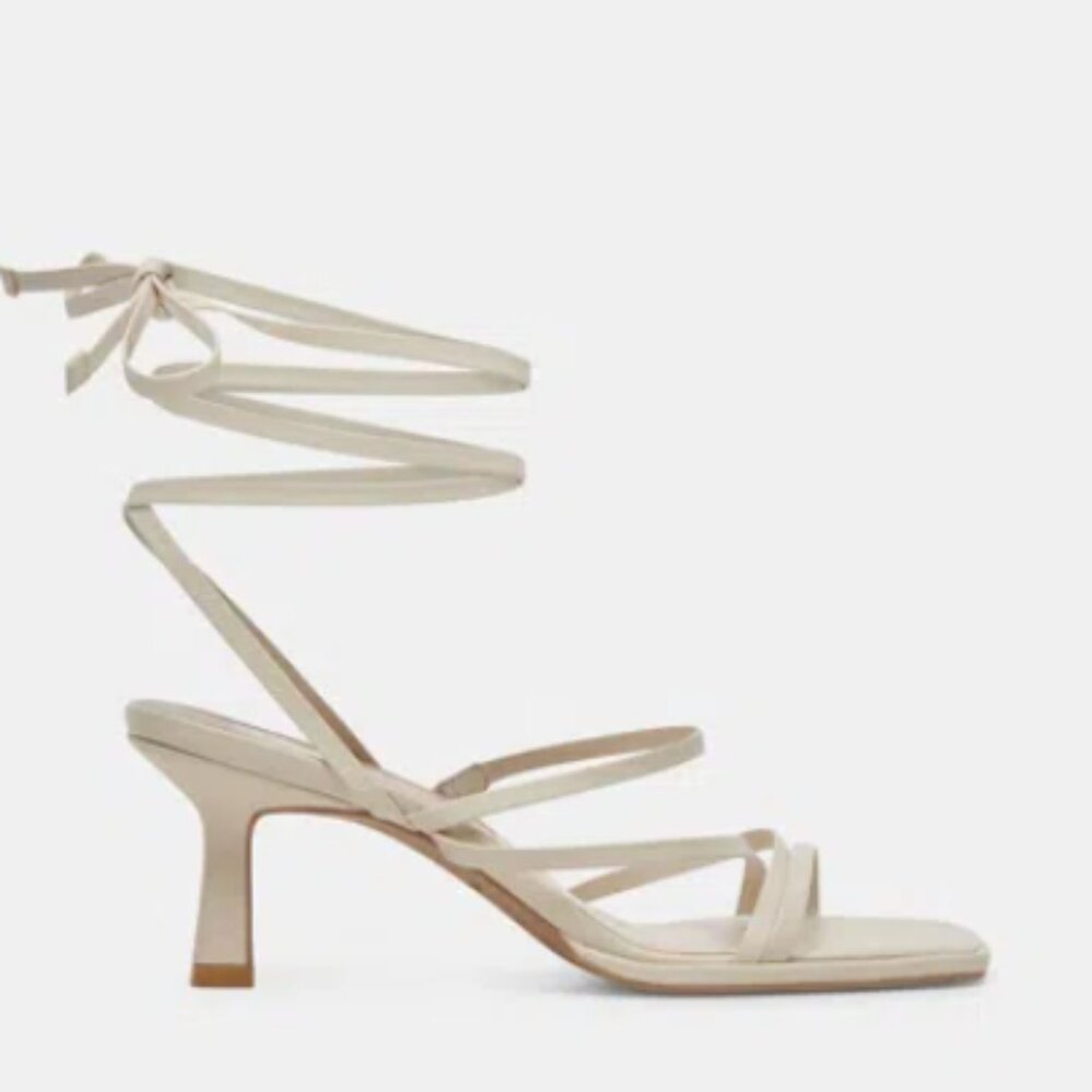 Dolce Vita ivory kitten heel (size 5.5)